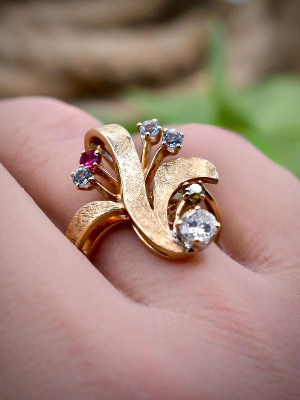 Vintage 14k Gold Portrait 3 Diamond And Semiprecious Stones Ring 6.19g Sz 6.75